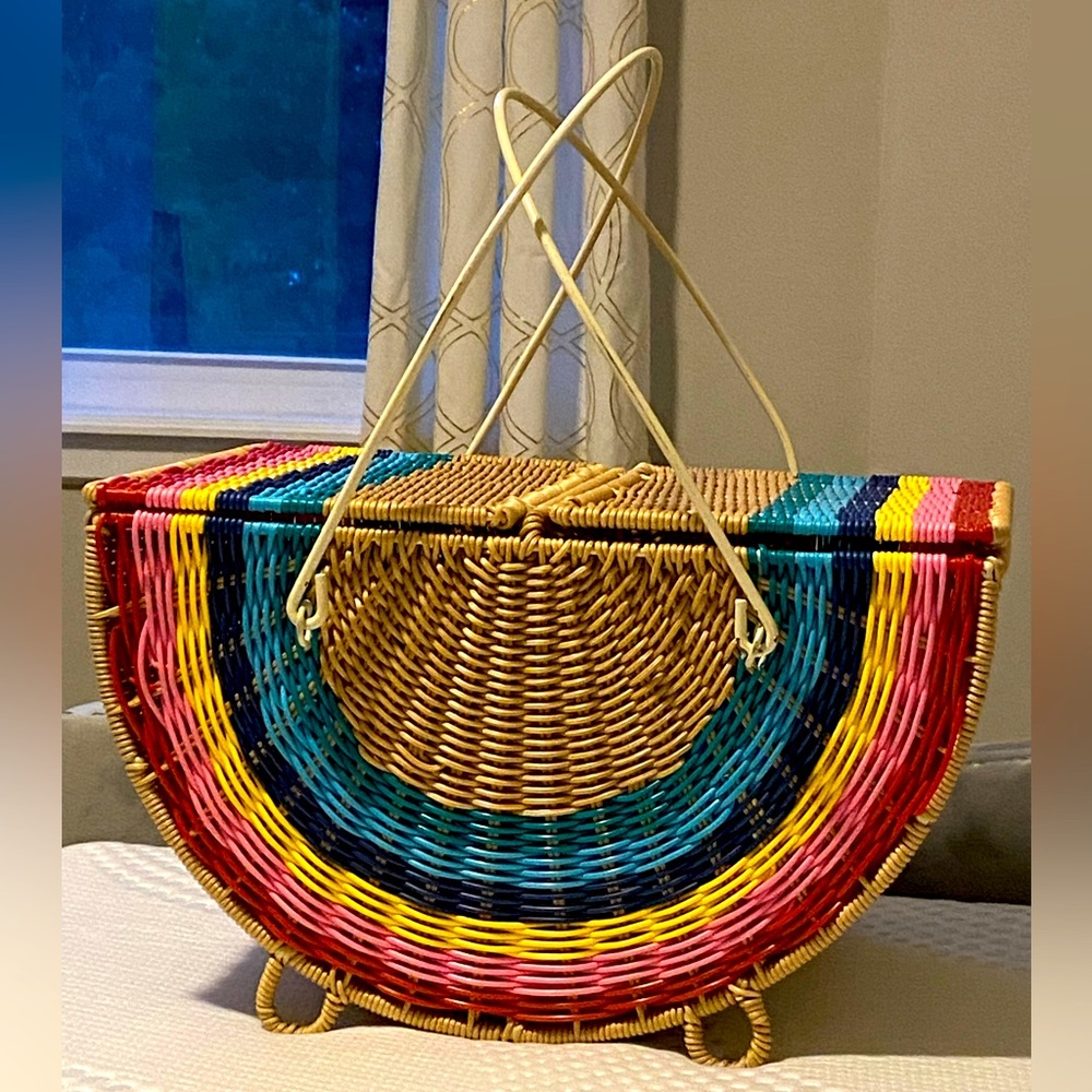 Circa Basket